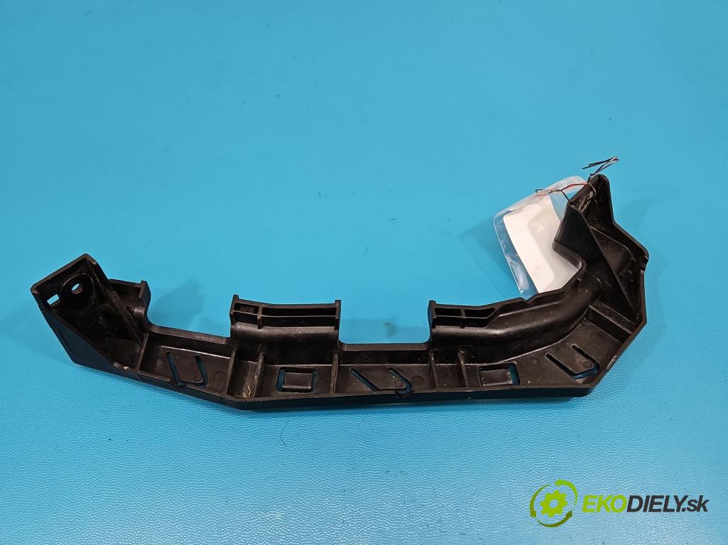 Hyundai I30 II 2012-2016 1.4 16V 100 HP manual 73.2 kW 1396 cm3 5- lišta pod svetlami 86517A6000