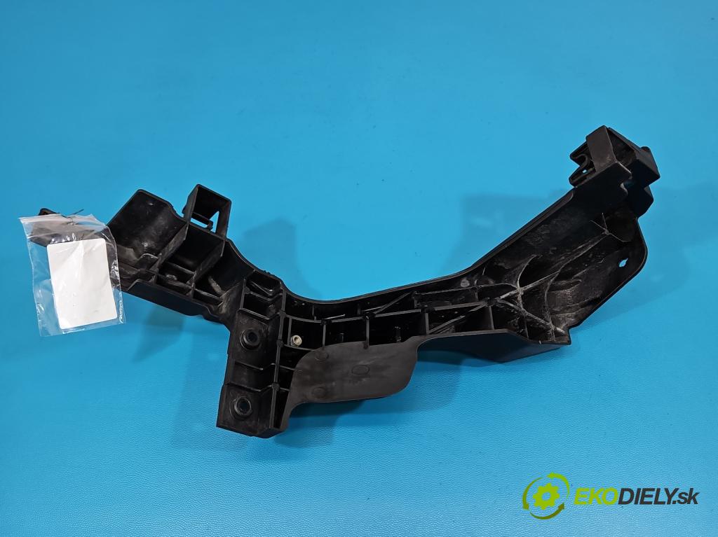 Hyundai I30 II 2012-2016 1.4 16V 100 hp manual 73.2 kW 1396 cm3 5- lišta pod světly 64166-A6000