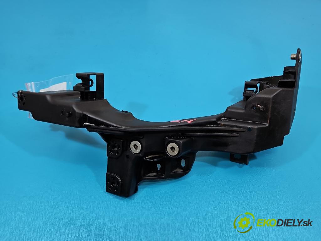 Hyundai I30 II 2012-2016 1.4 16V 100 HP manual 73.2 kW 1396 cm3 5- lišta pod svetlami 64156-A6000