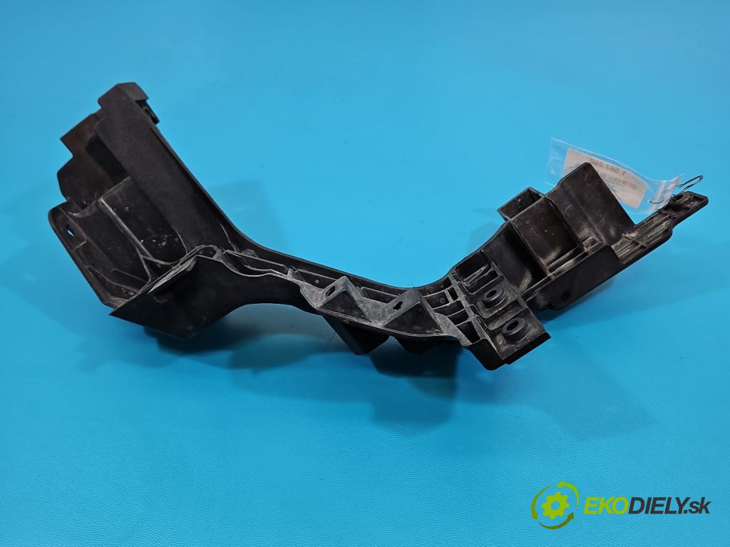 Hyundai I30 II 2012-2016 1.4 16V 100 HP manual 73.2 kW 1396 cm3 5- lišta pod svetlami 64156-A6000