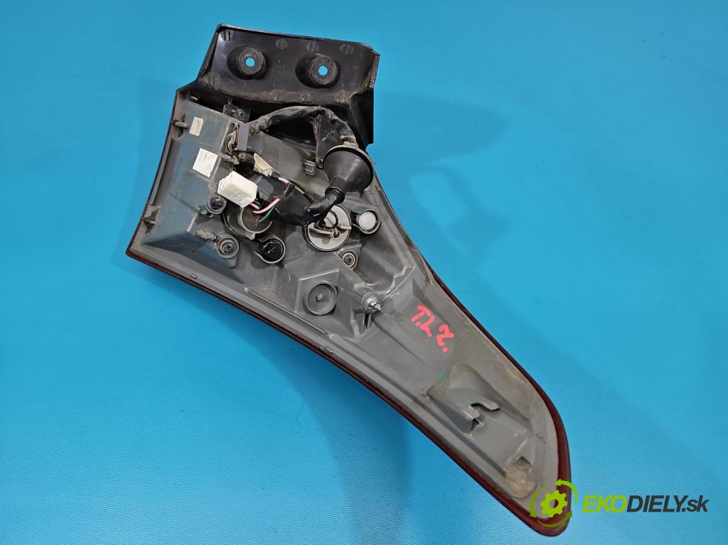 Hyundai I30 II 2012-2016 1.4 16V 100 HP manual 73.2 kW 1396 cm3 5- svetlo / reflektor zadné ľavé  (Kľučka dverí ostatné)