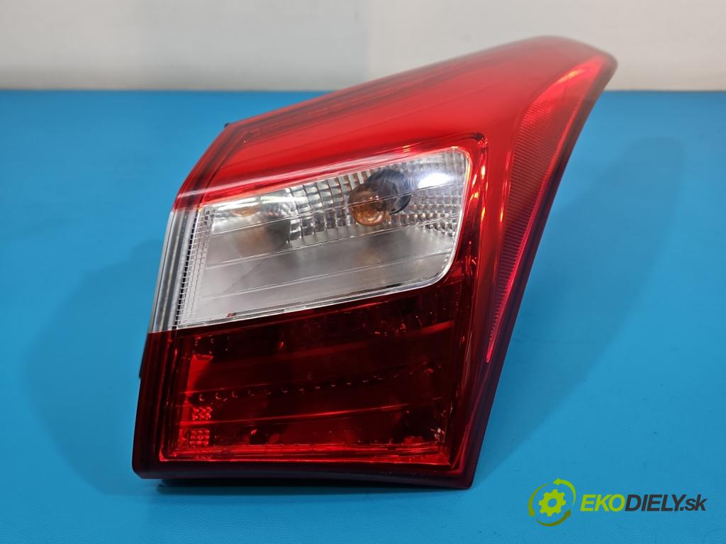 Hyundai I30 II 2012-2016 1.4 16V 100 HP manual 73.2 kW 1396 cm3 5- svetlo / reflektor zadné pravé  (Kľučka dverí ostatné)