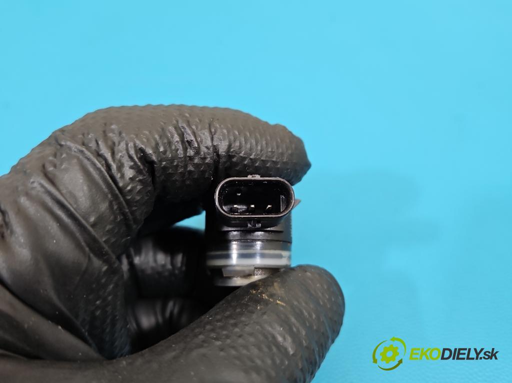 Peugeot 508 II 2018- 1.6 16V 181KM automatic 133 kW 1598 cm3 5- snímač parkovaní: 9813348377