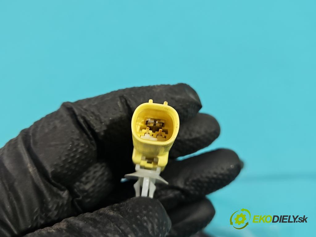 Peugeot 508 II 2018- 1.6 16V 181KM automatic 133 kW 1598 cm3 5- airbag vzduch: ostatné 9813435580