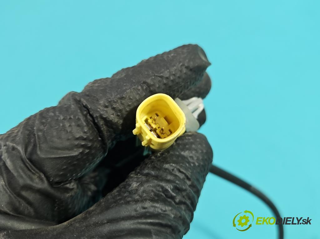 Peugeot 508 II 2018- 1.6 16V 181KM automatic 133 kW 1598 cm3 5- Polštář: vzduch: 9813435580