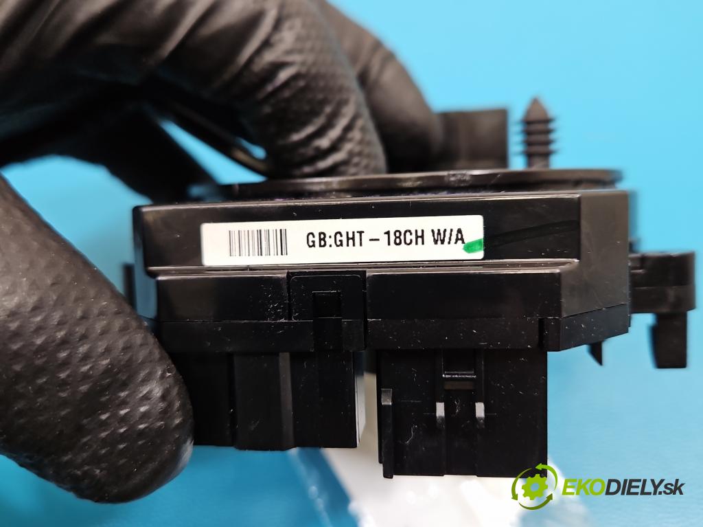 Hyundai i20 II 2014 -2020 1.2 16V 84KM manual 62 kW 1248 cm3 5- Páska: airbag GHT-18CH (Airbag)