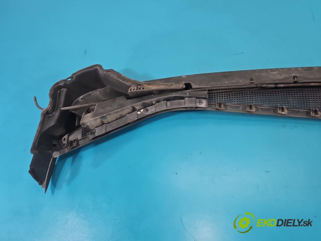 Hyundai I30 II 2012-2016 1.4 16V 100 HP manual 73.2 kW 1396 cm3 5- torpédo 86151-A6000 (Torpédo (plast pod čelným sklom))