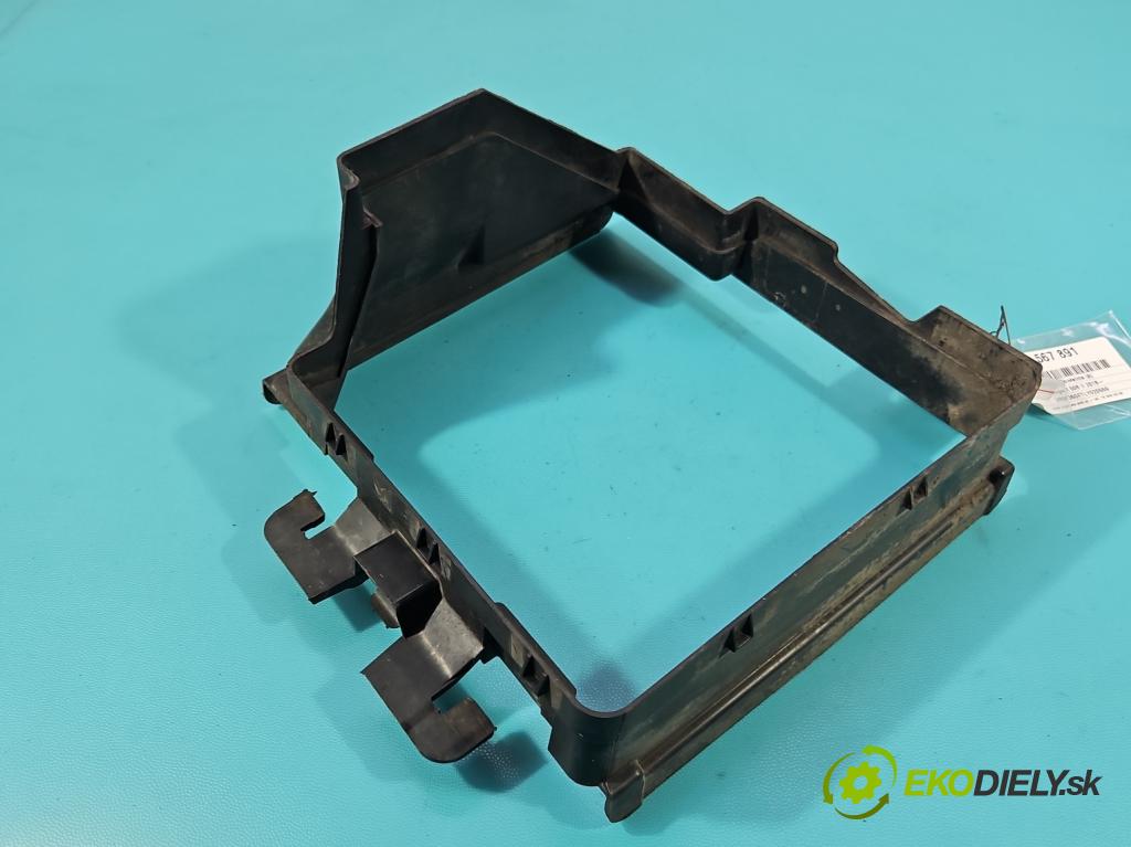 Peugeot 508 II 2018- 1.6 16V 181KM automatic 133 kW 1598 cm3 5- Vstup: vzduchu 9810617180