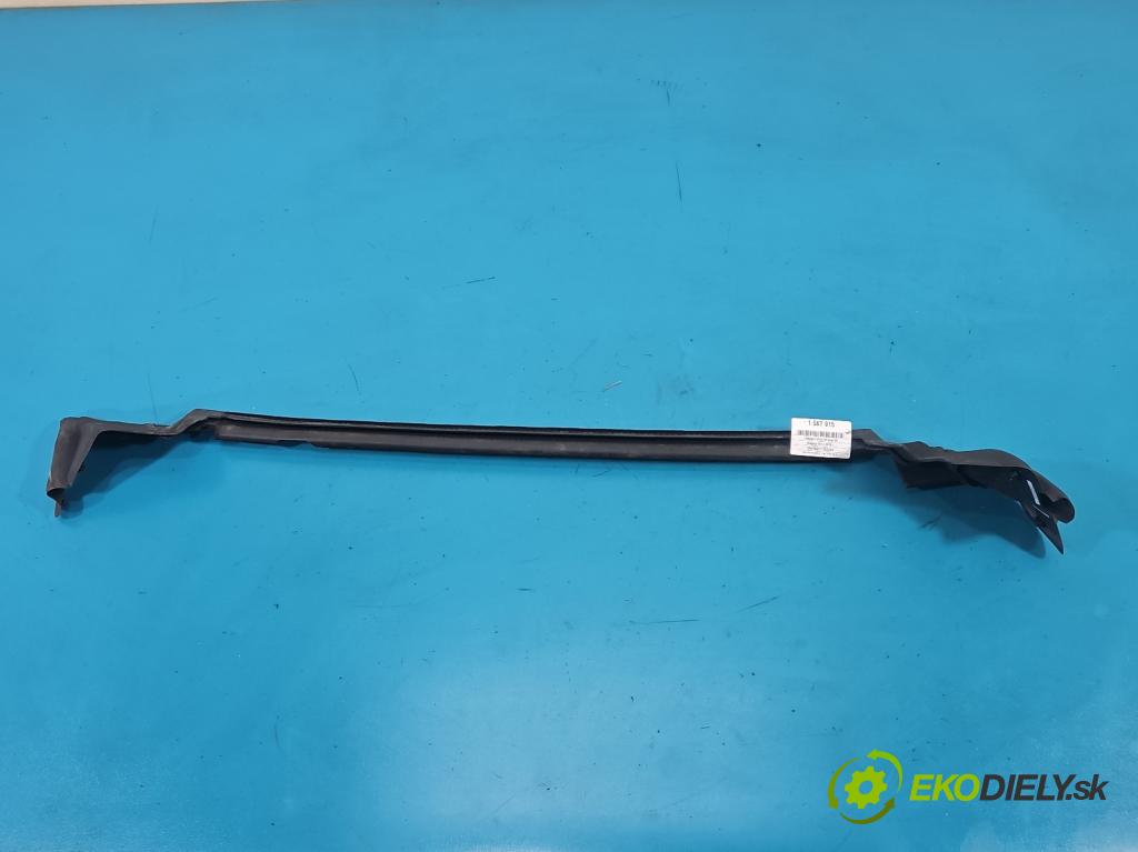 Peugeot 508 II 2018- 1.6 16V 181KM automatic 133 kW 1598 cm3 5- Těsnění: dveře zadní levé 9813391780 (Karoserie ostatní)