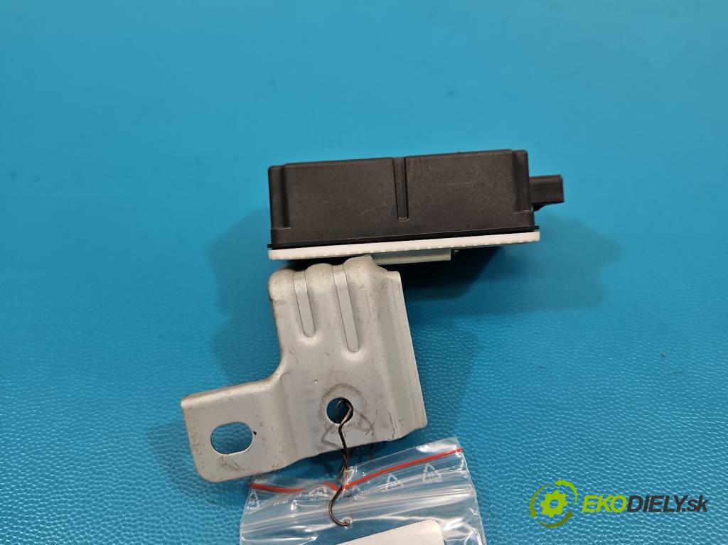 Hyundai I30 II 2012-2016 1.4 16V 100 HP manual 73.2 kW 1396 cm3 5- riadiaca jednotka ostatné 95800-A5010