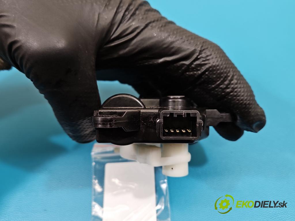 Hyundai I30 II 2012-2016 1.4 16V 100 HP manual 73.2 kW 1396 cm3 5- motor: kúrenia D267-AP9BA02