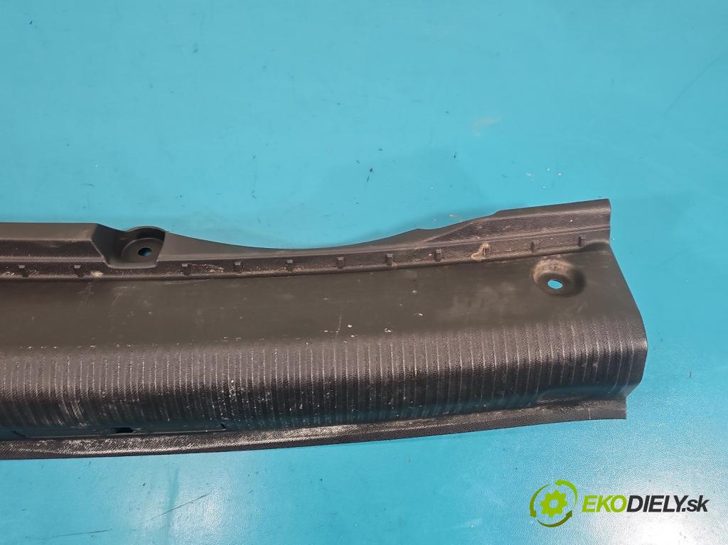 Peugeot 508 II 2018- 1.6 16V 181KM automatic 133 kW 1598 cm3 4- kryt plastová 9813430477