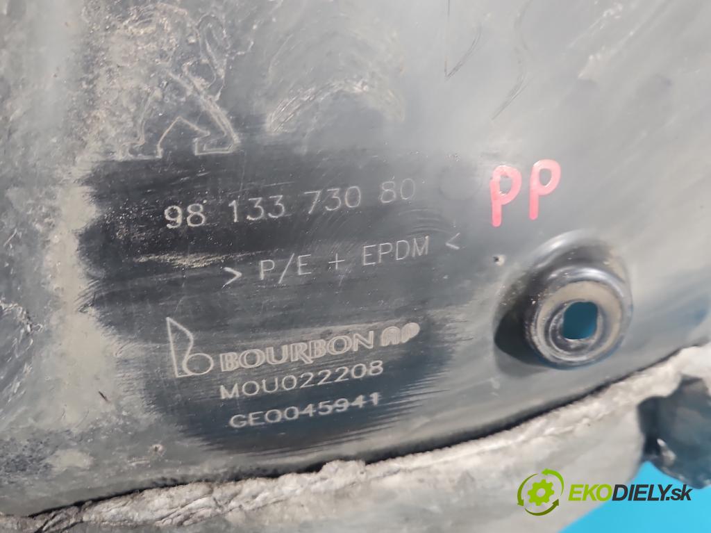 Peugeot 508 II 2018- 1.6 16V 181KM automatic 133 kW 1598 cm3 4- Blatník: predné pravé 9813373080