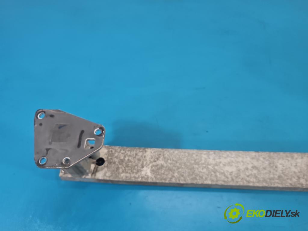 Peugeot 508 II 2018- 1.6 16V 181KM automatic 133 kW 1598 cm3 4- výztuha nárazníku zadní