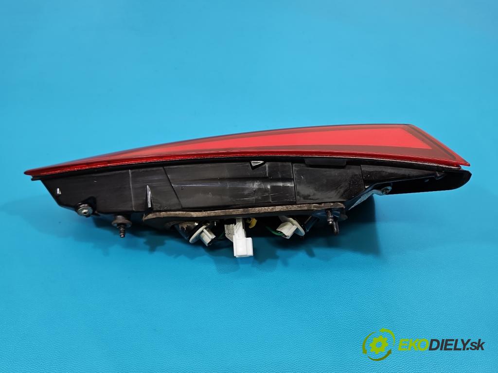 Hyundai i20 II 2014 -2020 1.2 16V 84KM manual 62 kW 1248 cm3 5- svetlo / reflektor zadné ľavé 92403C8000 (Kľučka dverí ostatné)