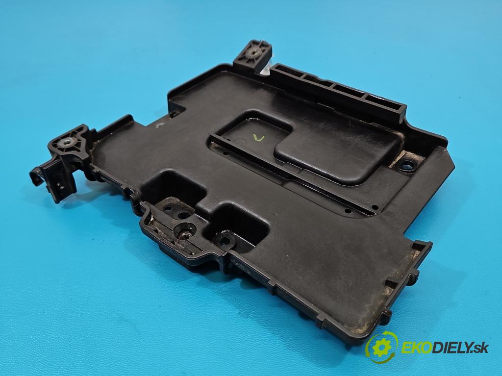 Hyundai I30 II 2012-2016 1.4 16V 100 HP manual 73.2 kW 1396 cm3 5- obal akumulatora 37150-A5000