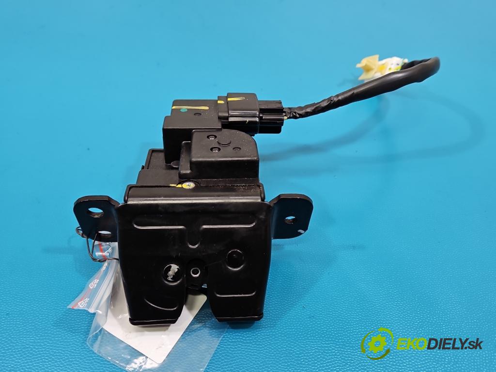 Hyundai i20 II 2014 -2020 1.2 16V 84KM manual 62 kW 1248 cm3 5- zámok kufrové dvere zadné