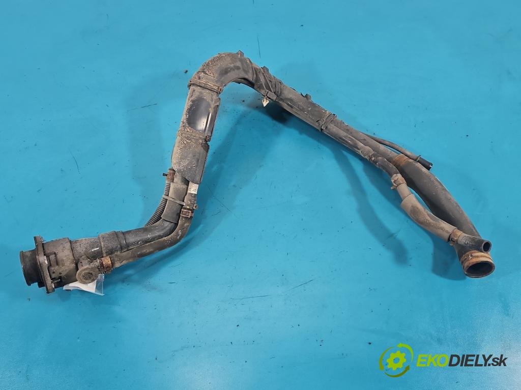 Hyundai I30 II 2012-2016 1.4 16V 100 HP manual 73.2 kW 1396 cm3 5- Nalievacie hrdlo: palivo 