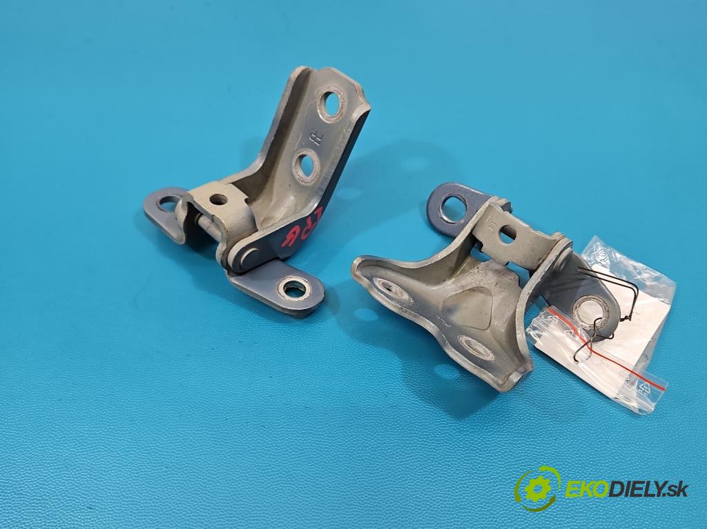 Hyundai i20 II 2014 -2020 1.2 16V 84KM manual 62 kW 1248 cm3 5- Závěs: dvere predné ľavý 