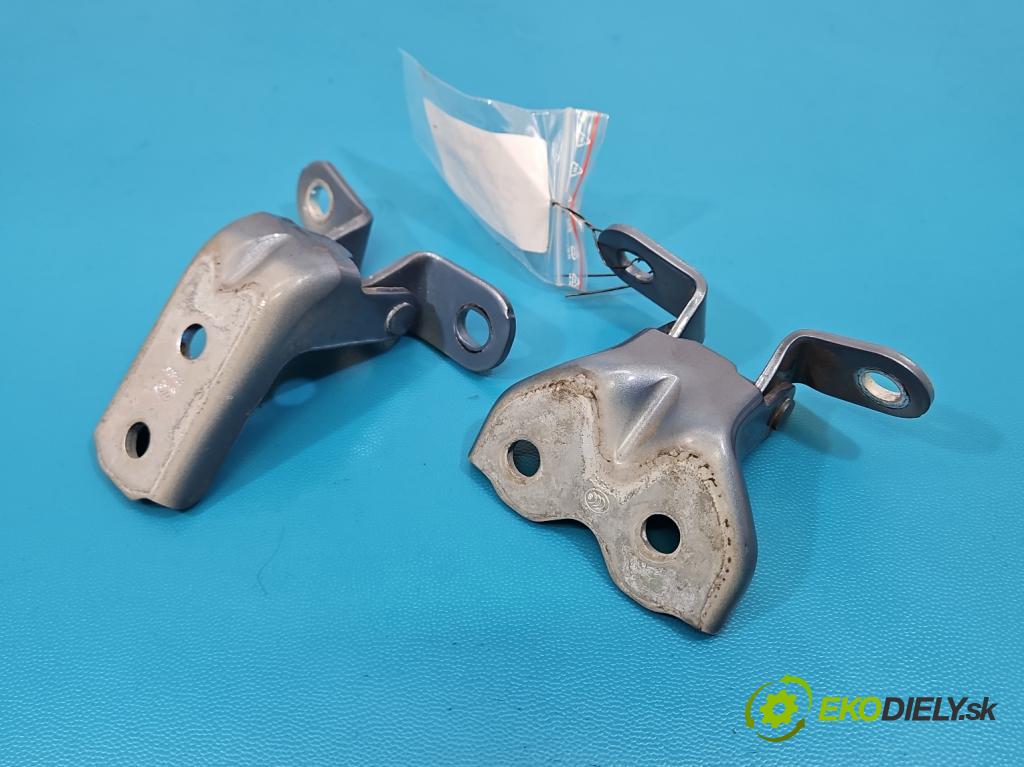 Hyundai i20 II 2014 -2020 1.2 16V 84KM manual 62 kW 1248 cm3 5- Závěs: dvere predné pravý 