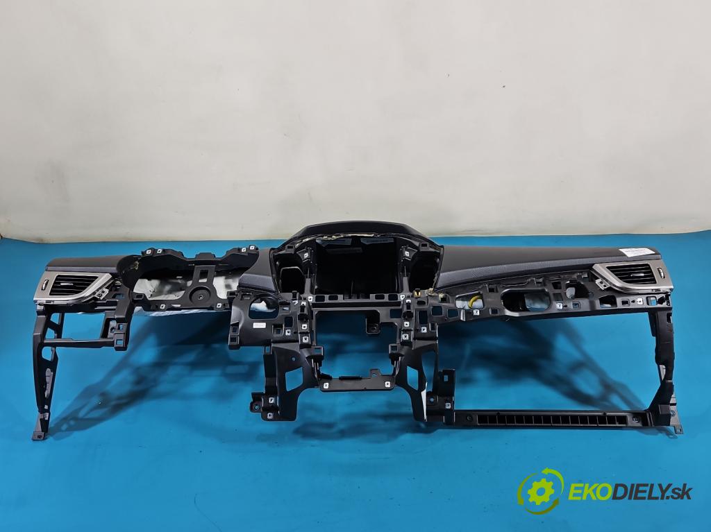 Hyundai I30 II 2012-2016 1.4 16V 100 HP manual 73.2 kW 1396 cm3 5- kokpit,pristrojová doska rozdeľovacia 