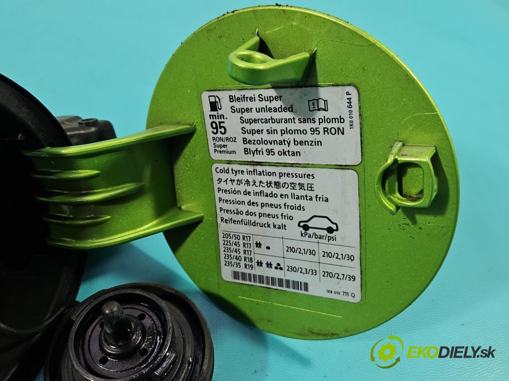 Vw Scirocco II 2008-2017 1.4 TSI 122 hp manual 90 kW 1390 cm3 3- Klapka nalévání paliva 1K8809578 (Klika dveří ostatní)