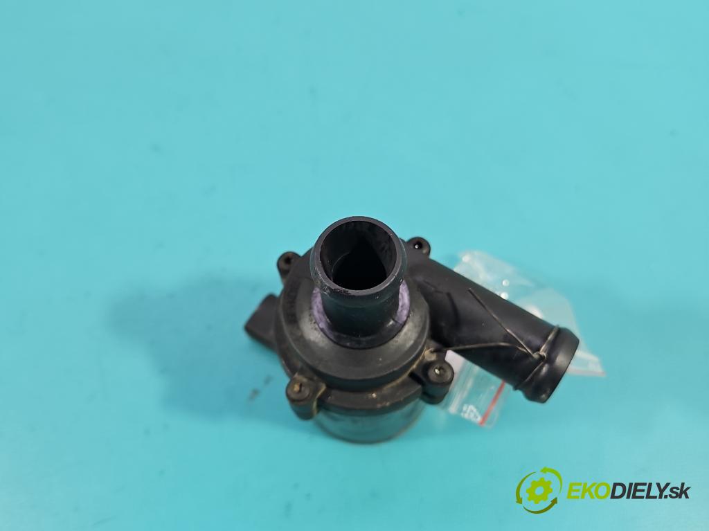 Vw Scirocco II 2008-2017 1.4 TSI 122 HP manual 90 kW 1390 cm3 3- pompa obehu voda: 1K0965561F