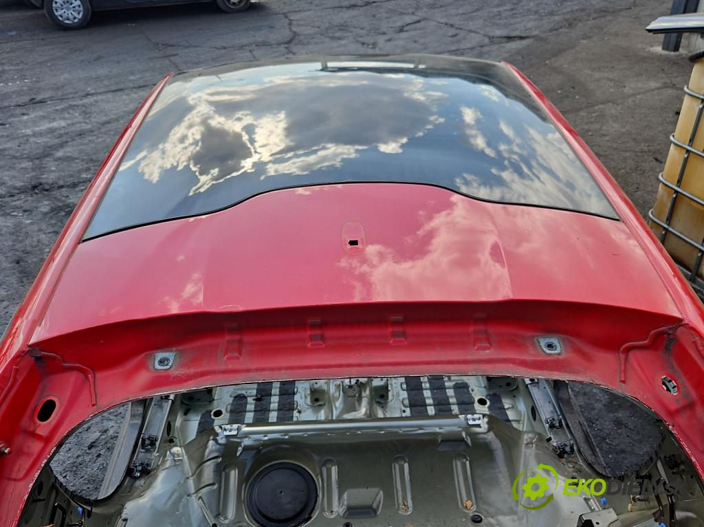 Citroen C3 III 2016-2024 1.2 12V 83 hp manual 61 kW 1199 cm3 5- Strecha: