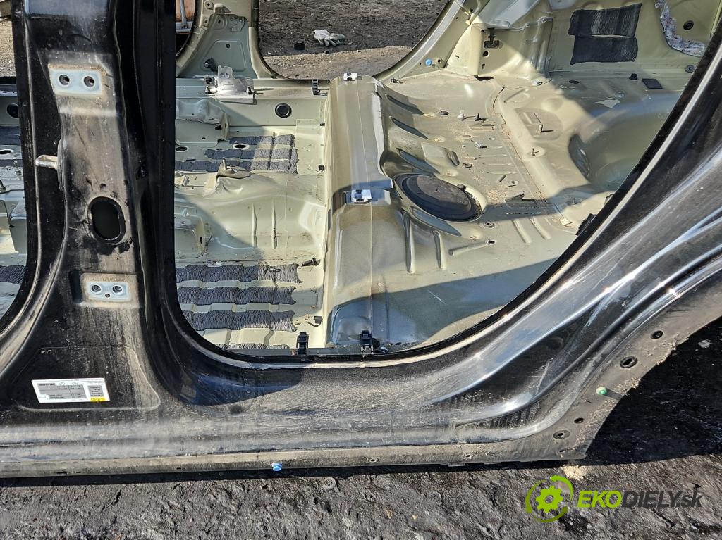 Citroen C3 III 2016-2024 1.2 12V 83 HP manual 61 kW 1199 cm3 5- Práh: ľavý  (Karoséria ostatné)