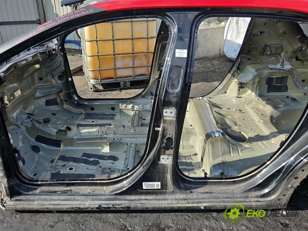 Citroen C3 III 2016-2024 1.2 12V 83 hp manual 61 kW 1199 cm3 5- práh levý  (Karoserie ostatní)