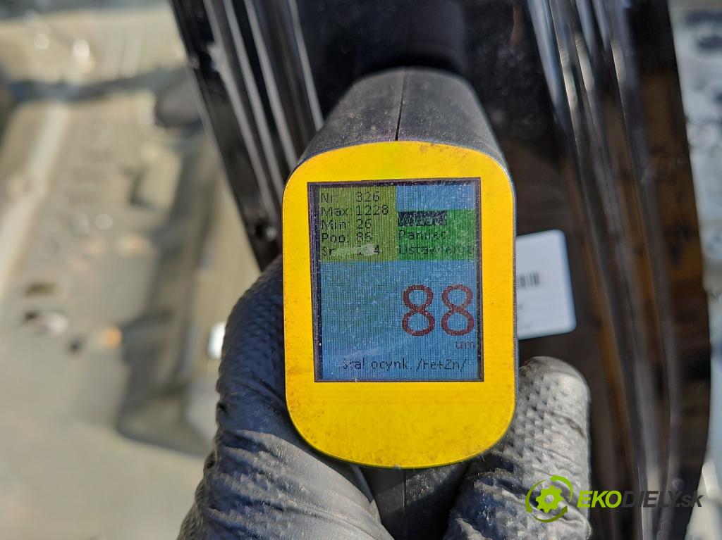 Citroen C3 III 2016-2024 1.2 12V 83 HP manual 61 kW 1199 cm3 5- Práh: pravý  (Karoséria ostatné)