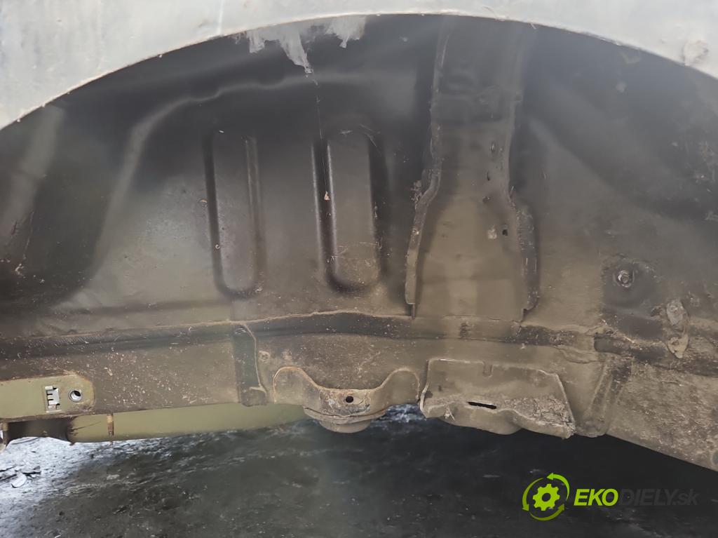 Citroen C3 III 2016-2024 1.2 12V 83 hp manual 61 kW 1199 cm3 5- blatnik zadní pravý