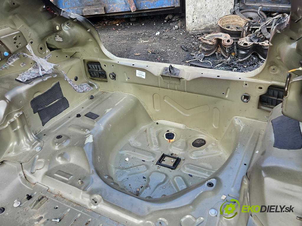 Citroen C3 III 2016-2024 1.2 12V 83 HP manual 61 kW 1199 cm3 5- pas zadní: