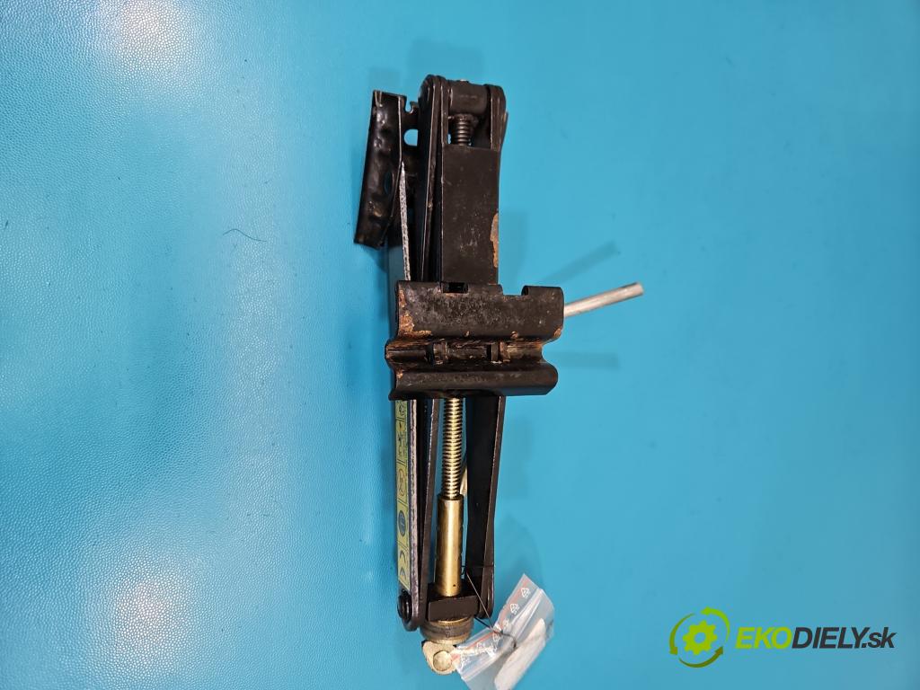 Ford Fiesta Mk7 2008-2017 1.2 16V 82 hp manual 60 kW 1242 cm3 5- mechanismus stahování automobilový