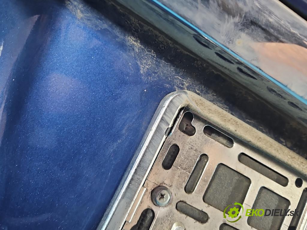 Ford Fiesta Mk7 2008-2017 1.2 16V 82 HP manual 60 kW 1242 cm3 5- zadna kufor  (Kapota zadná (kufor))