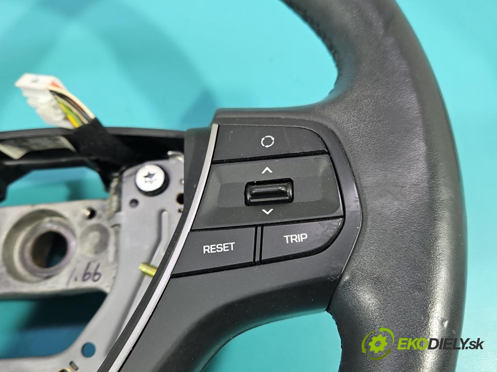 Hyundai i20 II 2014 -2020 1.2 16V 84KM manual 62 kW 1248 cm3 5- volant 56110-C8220 (Volant)