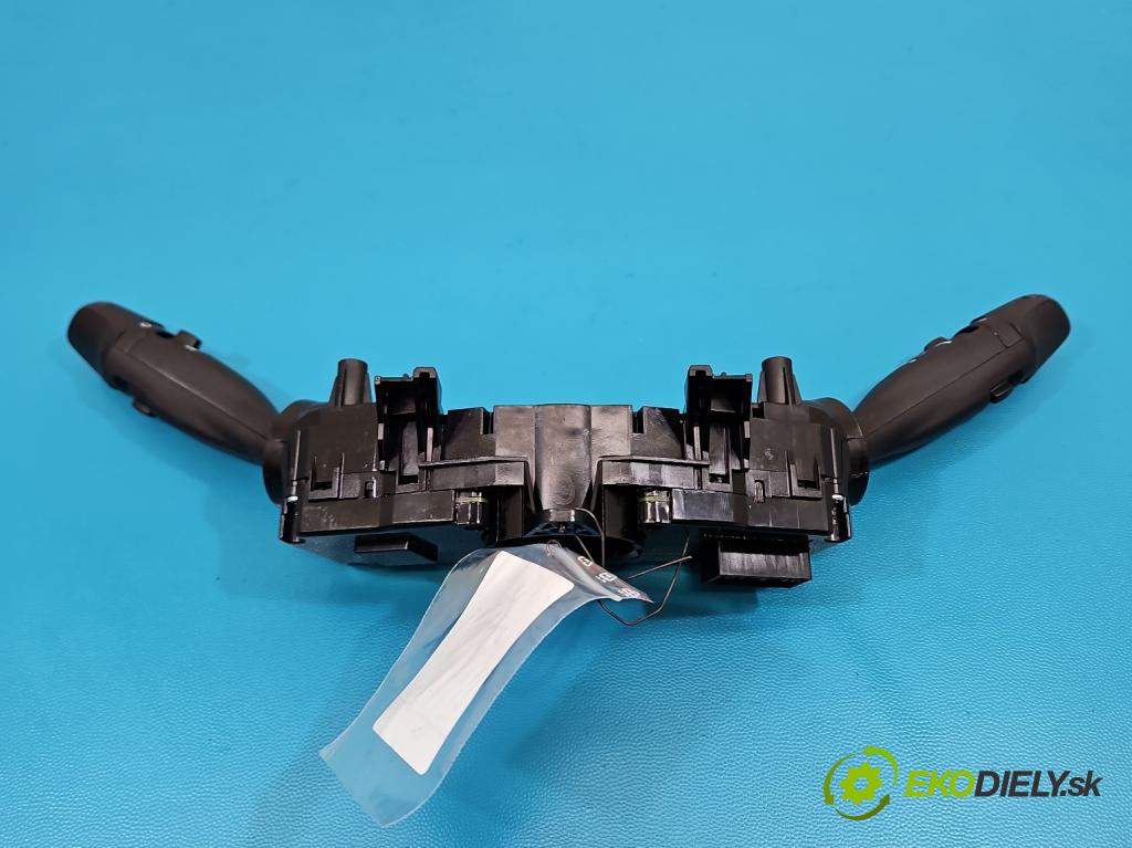 Hyundai i20 II 2014 -2020 1.2 16V 84KM manual 62 kW 1248 cm3 5- prepínač komplex: 299141440 (Prepínacie páčky pod volantom)