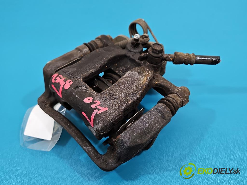 Hyundai i20 II 2014 -2020 1.2 16V 84KM manual 62 kW 1248 cm3 5- brzdič zadné ľavý  (Kľučka dverí ostatné)