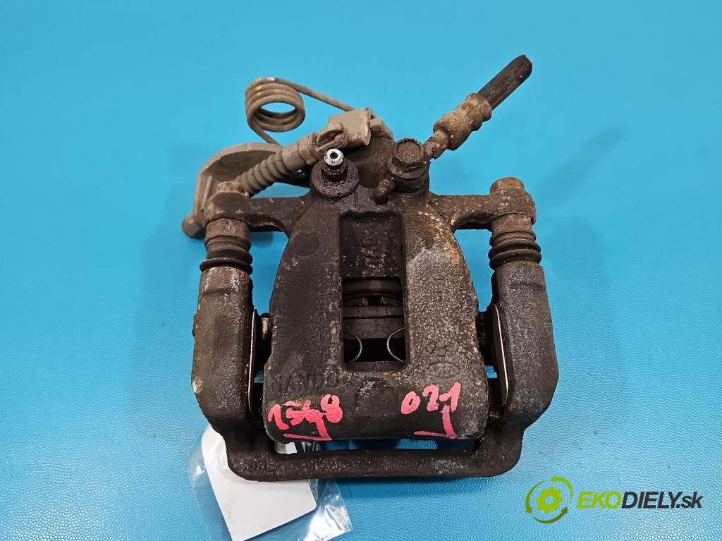 Hyundai i20 II 2014 -2020 1.2 16V 84KM manual 62 kW 1248 cm3 5- brzdič zadné ľavý  (Kľučka dverí ostatné)