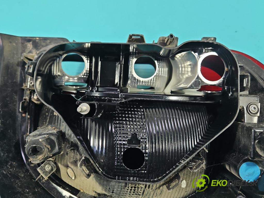 Citroen C3 III 2016-2024 1.2 12V 83 hp manual 61 kW 1199 cm3 5- světlo zadní pravé 9812257480 (Klika dveří ostatní)