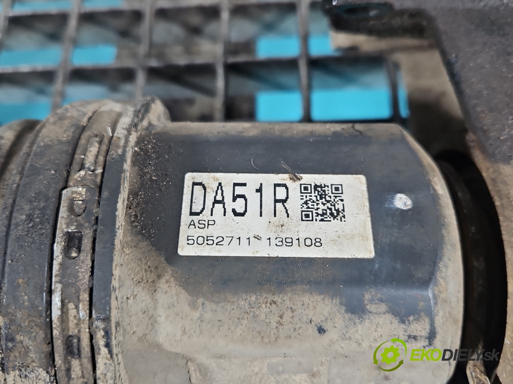 Toyota Rav4 IV 2013-2018 2.0 D4D 124hp manual 91 kW 1998 cm3 5- poloos predné pravé DA51R