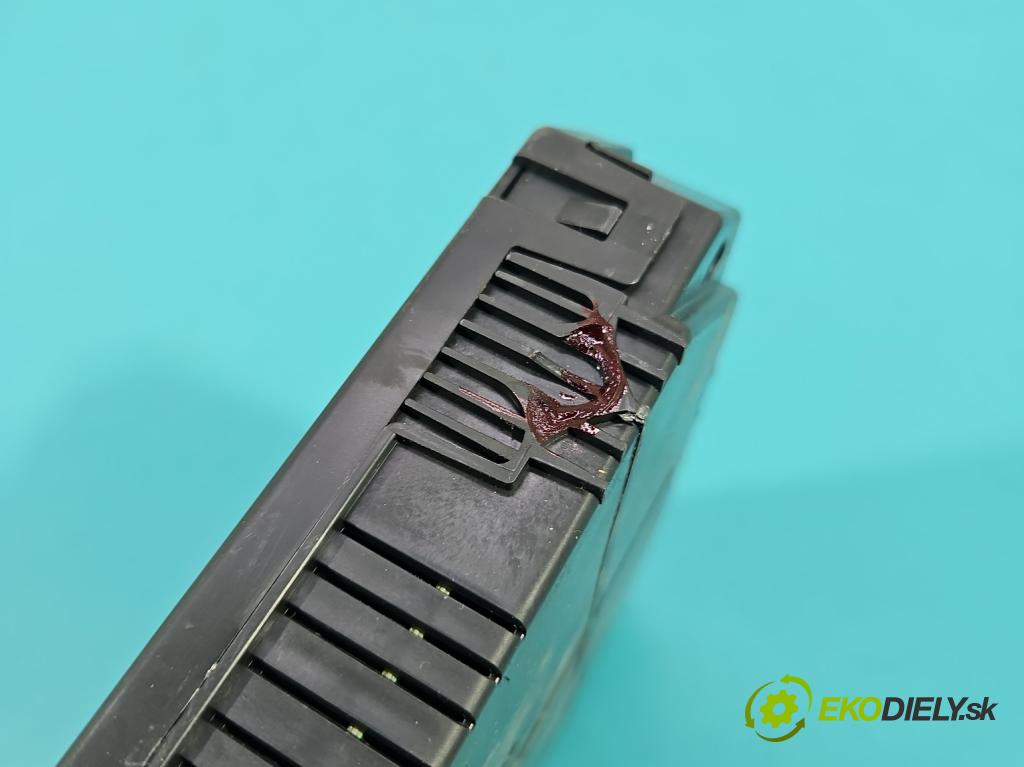 Citroen C3 III 2016-2024 1.2 12V 83 HP manual 61 kW 1199 cm3 5- riadiaca jednotka motora 9830510980