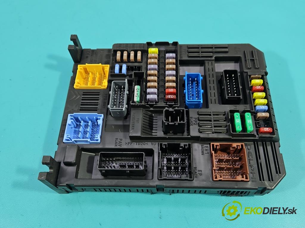 Citroen C3 III 2016-2024 1.2 12V 83 HP manual 61 kW 1199 cm3 5- riadiaca jednotka motora 9830510980