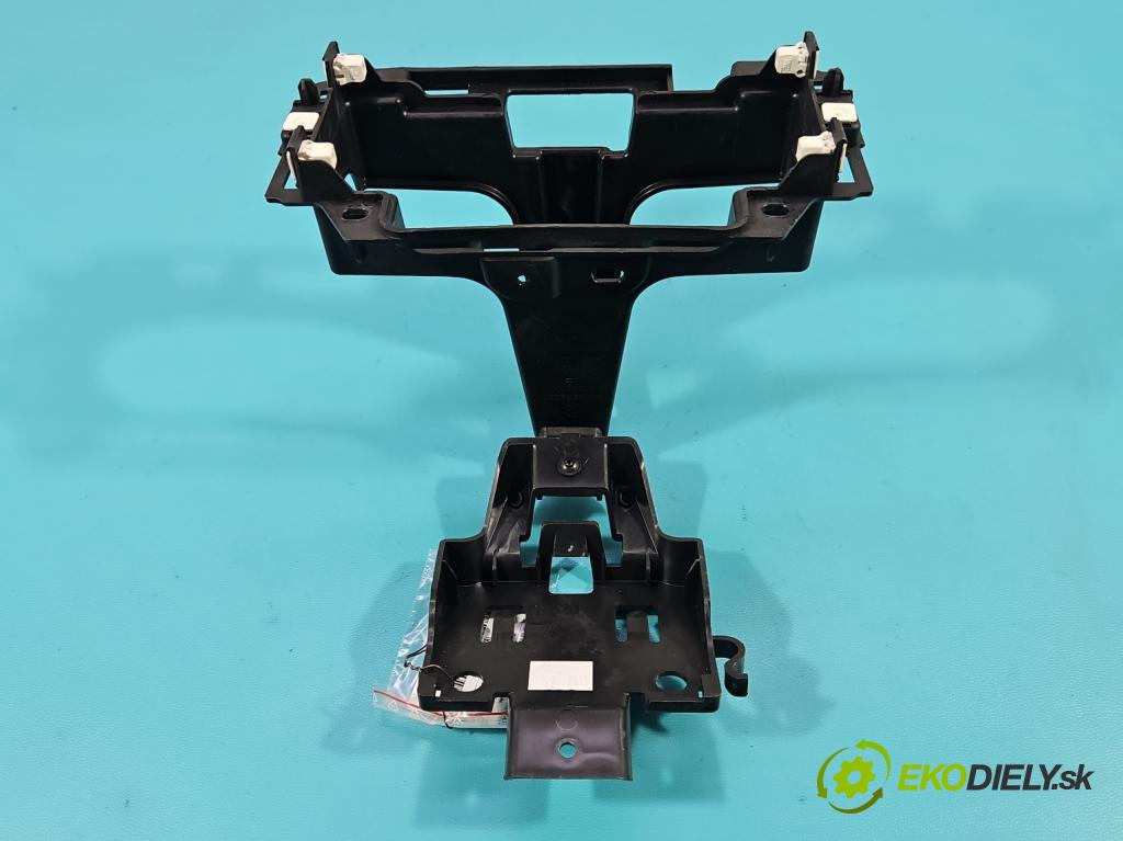 Citroen C3 III 2016-2024 1.2 12V 83 HP manual 61 kW 1199 cm3 5- Rám: rádio: 9812833280