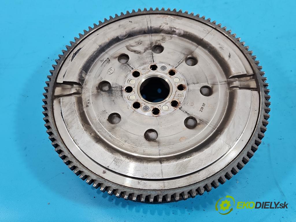 Toyota Rav4 IV 2013-2018 2.0 D4D 124hp manual 91 kW 1998 cm3 5- koleso duálna 13450-0R030