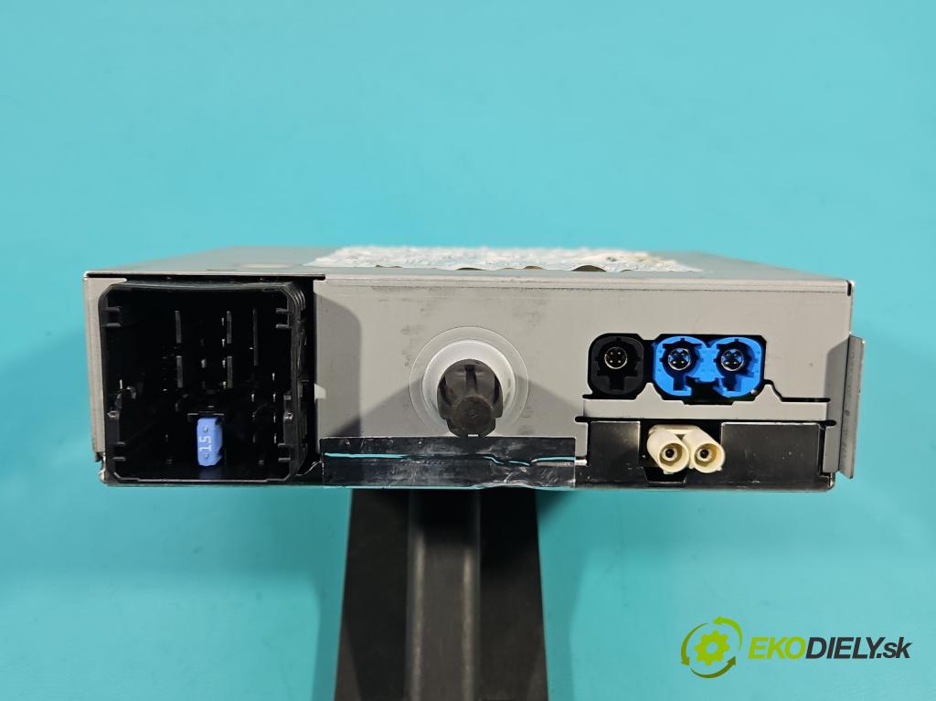 Citroen C3 III 2016-2024 1.2 12V 83 HP manual 61 kW 1199 cm3 5- Radio originál 9828709080