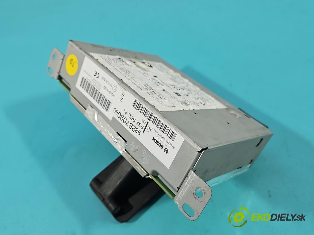 Citroen C3 III 2016-2024 1.2 12V 83 HP manual 61 kW 1199 cm3 5- Radio originál 9828709080