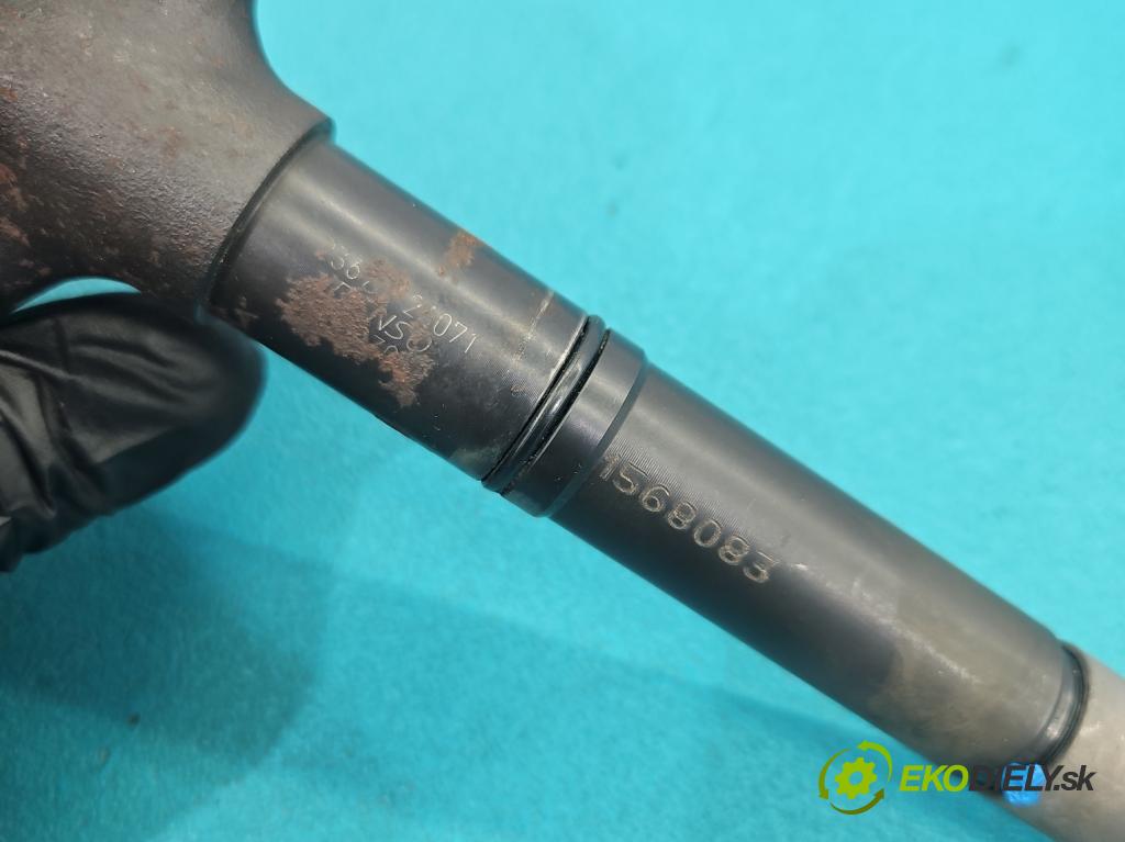 Toyota Rav4 IV 2013-2018 2.0 D4D 124hp manual 91 kW 1998 cm3 5- vstrek 23670-26071 (Vstrekovač paliva)