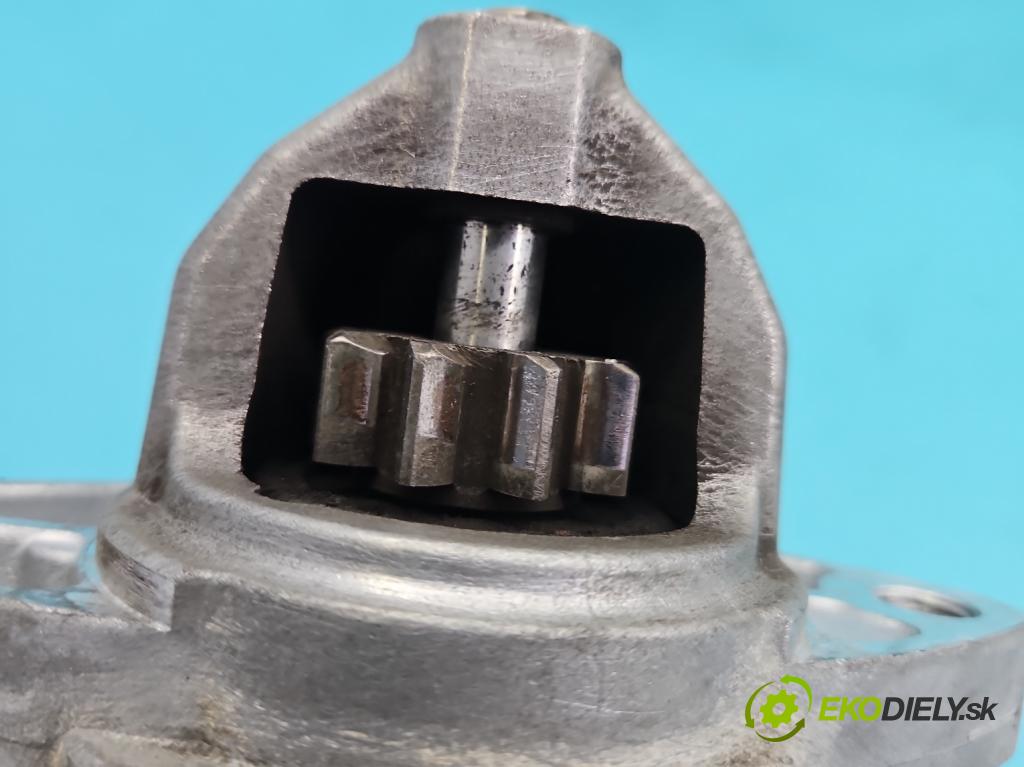 Toyota Rav4 IV 2013-2018 2.0 D4D 124hp manual 91 kW 1998 cm3 5- štartér 28100-26181 (Štartér)