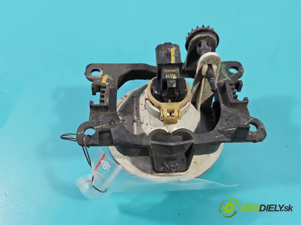 Citroen C3 III 2016-2024 1.2 12V 83 HP manual 61 kW 1199 cm3 5- Halogen pravý 114-17102 (Kľučka dverí ostatné)